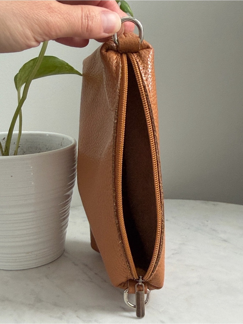 Vintage Genuine Leather Wristlet Clutch in Warm Tan - Picture 5 of 13